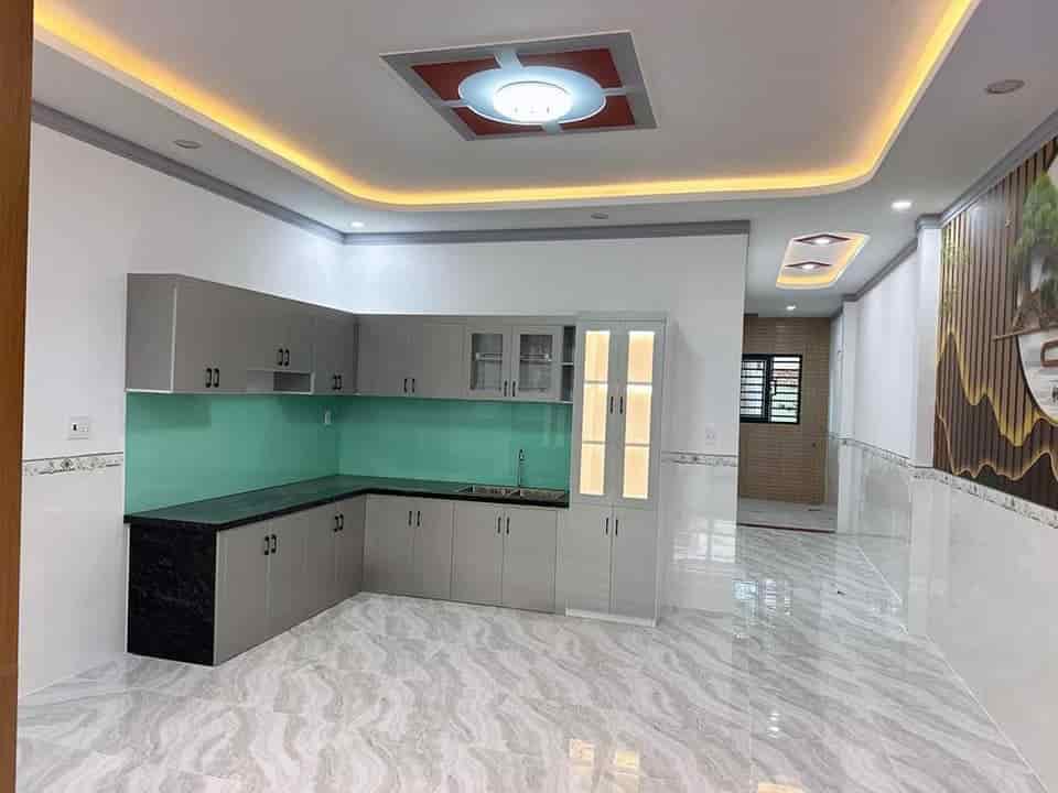 Bán nhà mới đẹp quận Tân Phú, đường Âu Cơ, 78m2, 6x13, giá 2.4 tỷ, có sổ hồng riêng