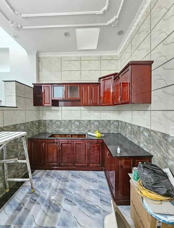 Bán nhà ở Đoàn Văn Bơ, p14, quận 4, 60m2, giá 1 tỷ 520, sổ hồng riêng