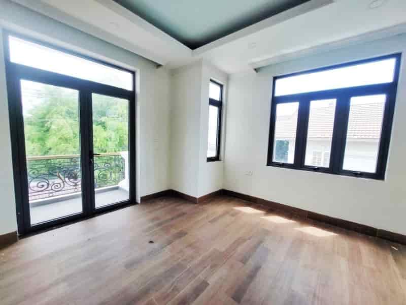 +1 Bán nhà Linh Xuân, Đường số 6, Thủ Đức, 302m2, 5 Tầng, 14,5 Tỷ.