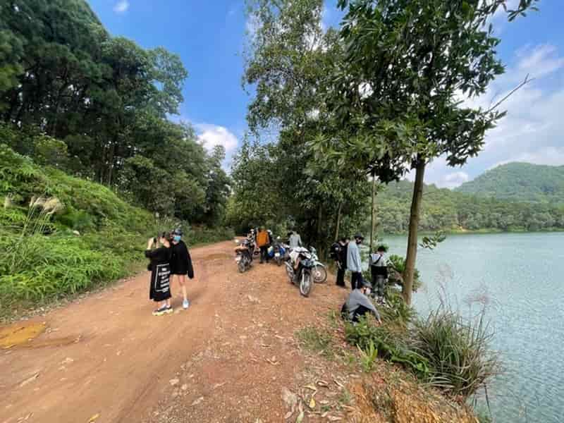 Thanh khoản nhanh 1000m2 đất view đẹp nhất hồ Ban Tiện Minh Trí Sóc Sơn chỉ hơn 2 tỷ