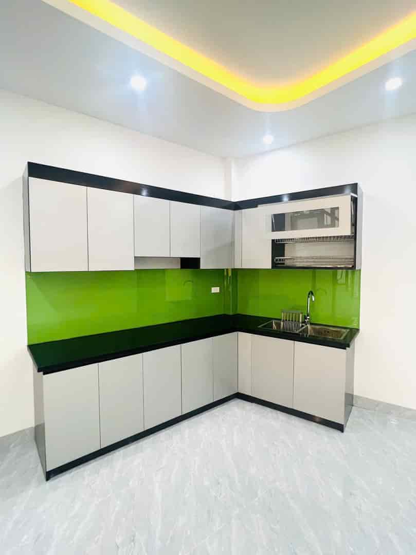 Bán nhà 3 tầng mới xây Vĩnh Quỳnh, Thanh Trì, Diện tích: 63m2, giá bán 4,x tỷ.