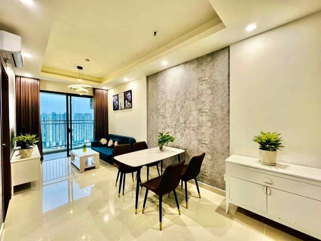 Giá sốc đầu tháng, bán căn hộ Saigon Riverside q.7, diện tích 66m2, 2pn, 2wc, giá 1 tỷ 380, tặng nội thất