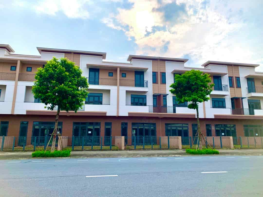 Giảm giá sâu căn shophouse 120m2 Centa Vsip Bắc Ninh