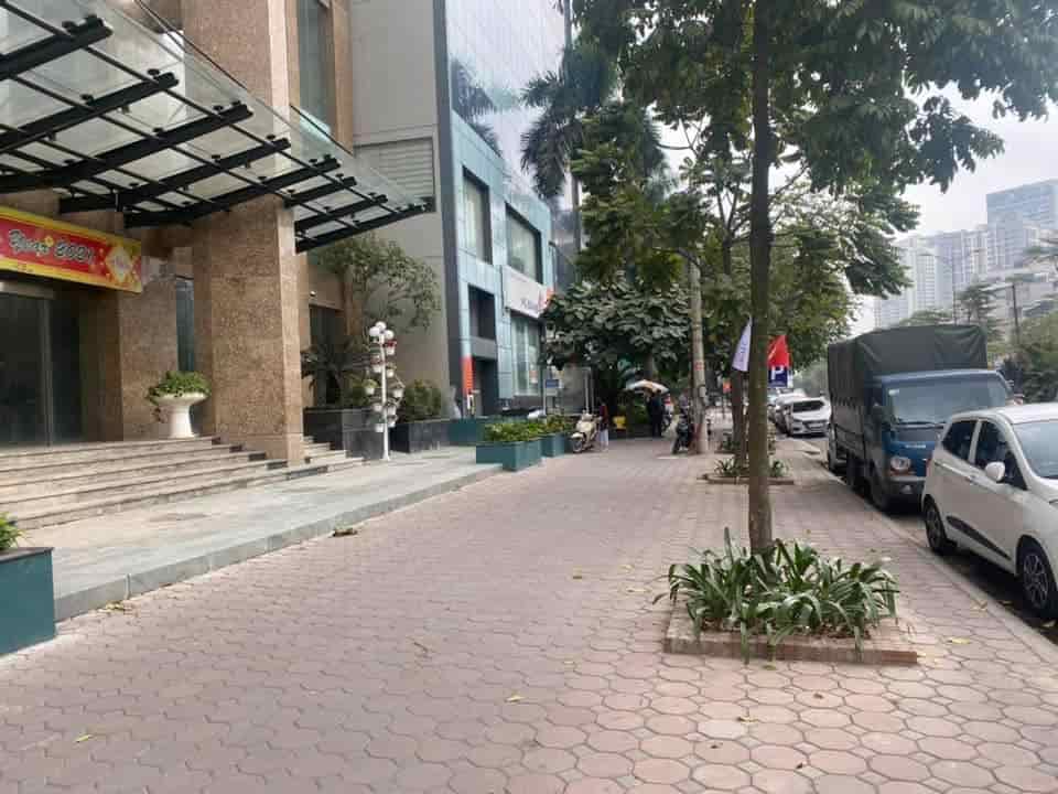 Mặt phố Nguyễn Hoàng, Mỹ Đình, 10 tầng thang máy, cho thuê 200tr/tháng