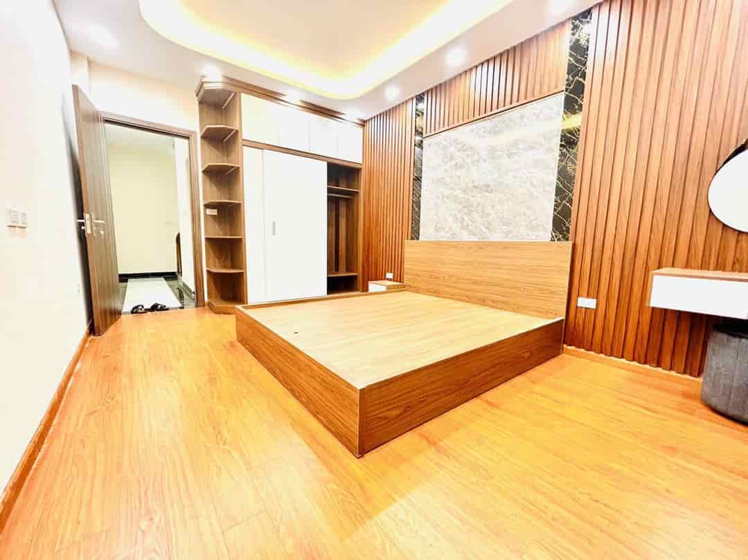 Bán nhà riêng ngõ 43 Tô Vĩnh Diện 40m2, 5 tầng, 2 thoáng, ô tô giá chỉ 6 tỷ