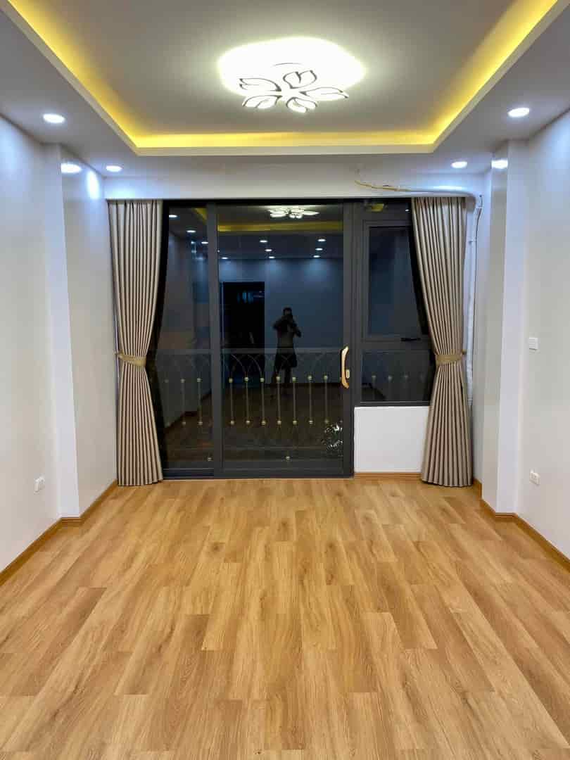 Bán nhà riêng ngõ 198 Lê Trọng Tấn Thanh Xuân 60,8m2, 5,5 tầng giá chỉ 8,75 tỷ