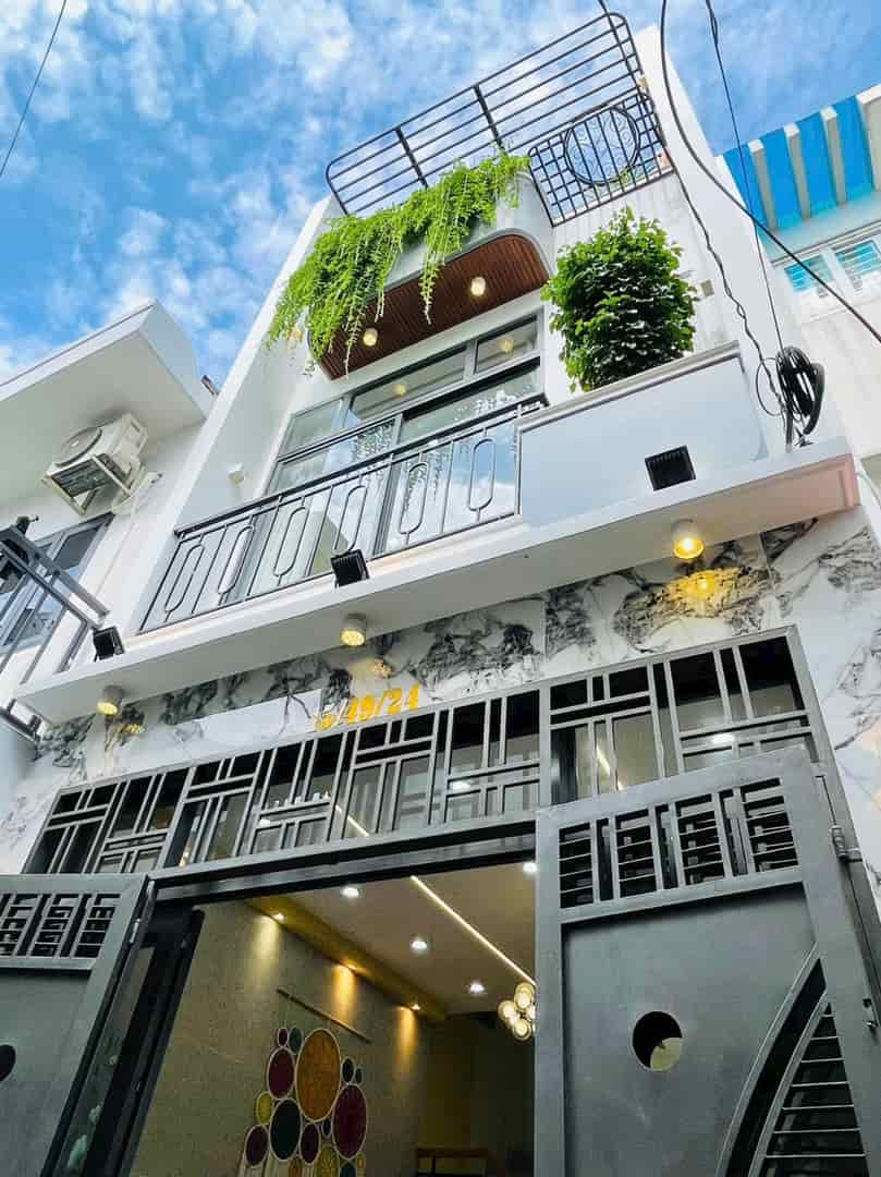 Định cư nước ngoài bán nhanh căn 49,8m2 giá 2 tỷ 650 triệu đường Nguyễn Tri Phương, phường 5, Q10.