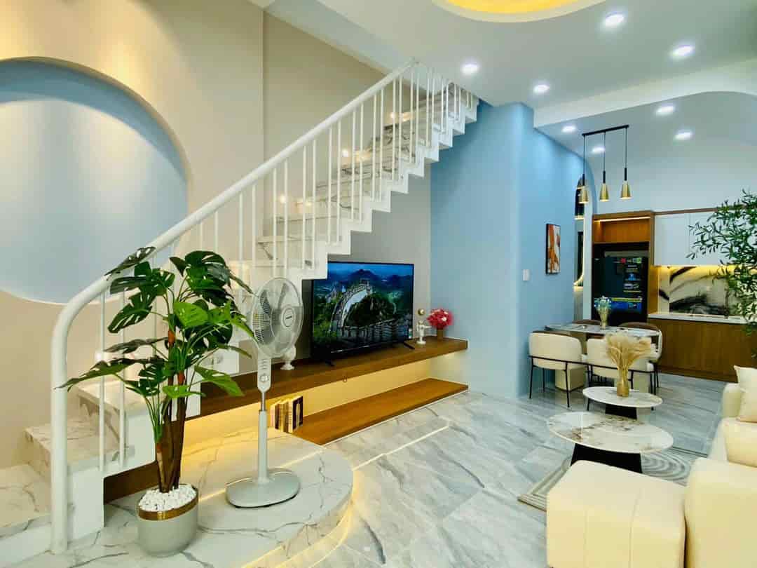 nhà 69,5m2 Nguyễn Oanh, P17, Gò Vấp. Xây 3 tầng, giá 2 tỷ750