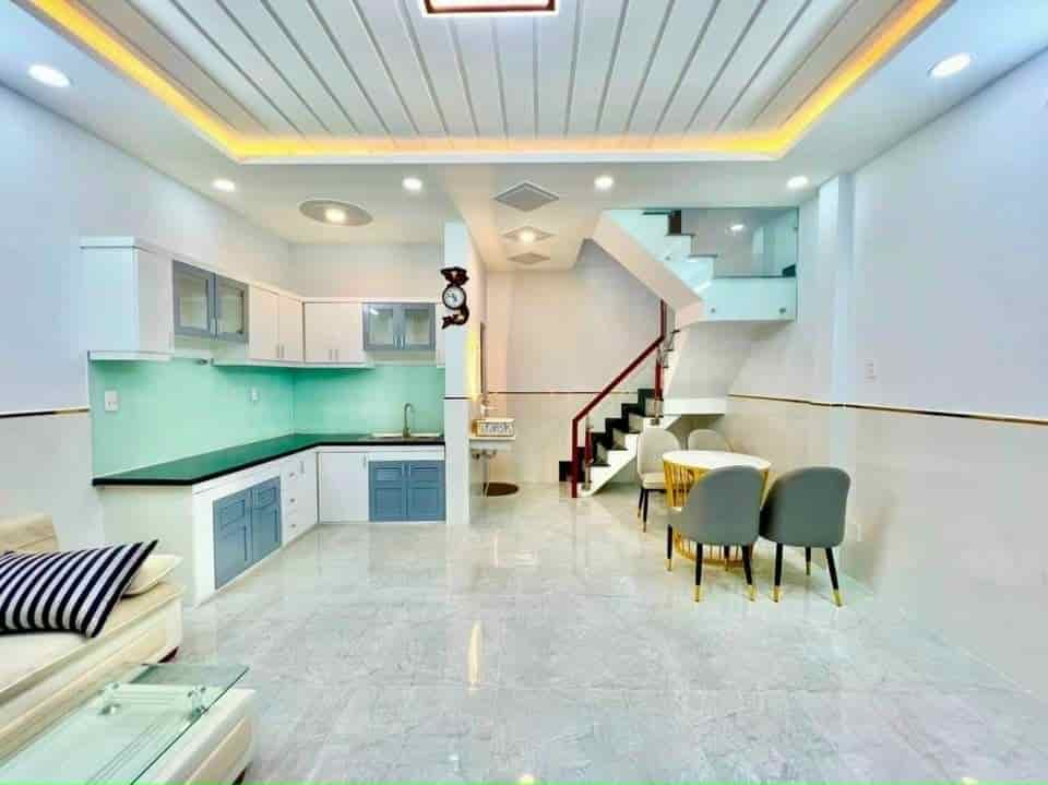 Bán nhà đường Nguyễn Oanh, giá 2 tỷ 4, 69m2