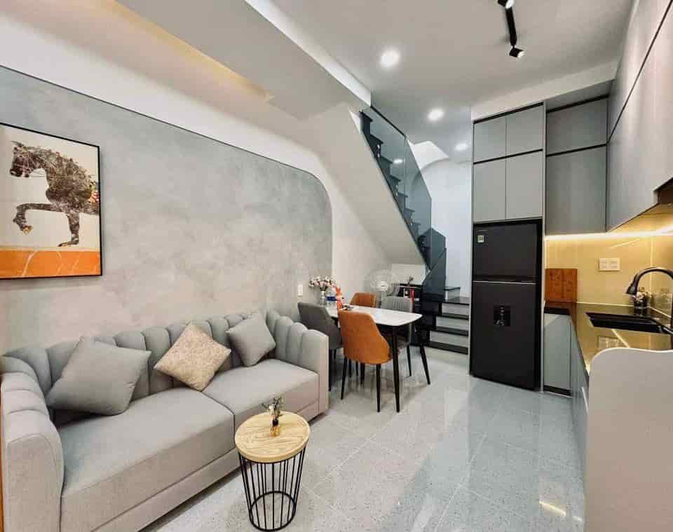 Bángiá 1 tỷ 820 DT 67m2 còn TL MT Lê Văn Lương, Nhà Bè