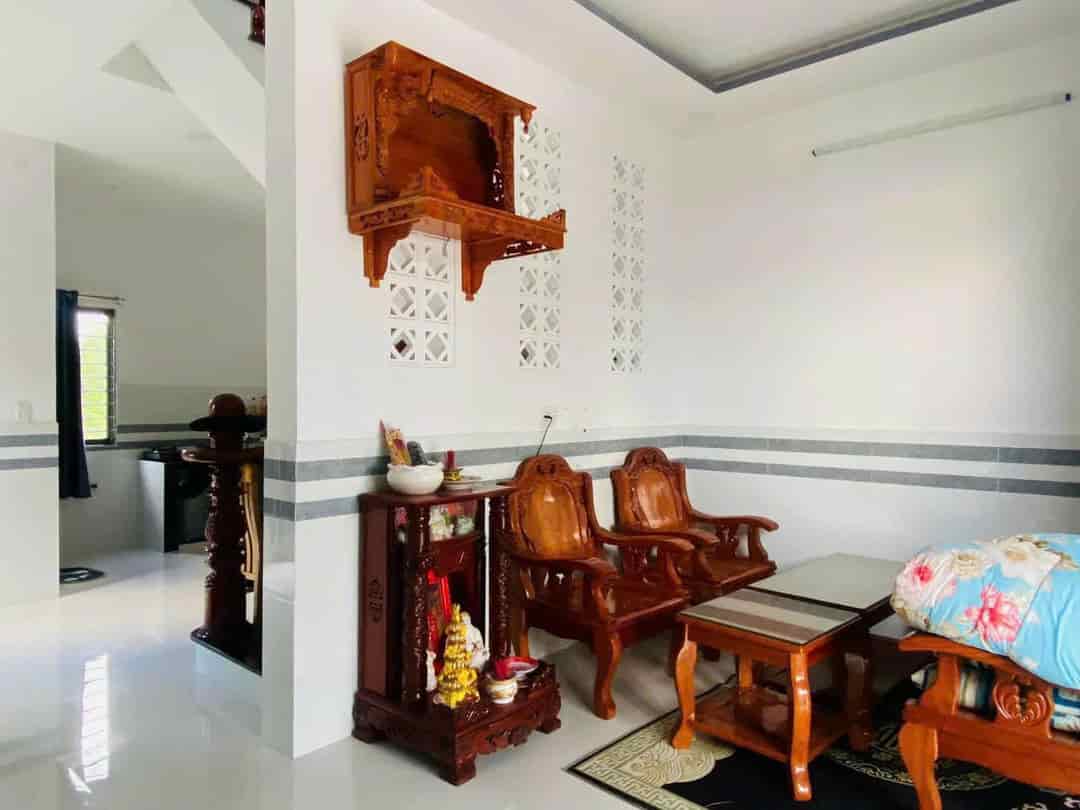 Thu hồi vốn nên bán căn nhà ở Bình Thạnh Nơ Trang Long 60m2 giá chỉ 1ty350tr, shr đầy đủ