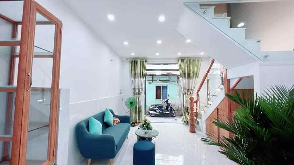 Bán căn nhà ở Phan Huy Ích Gò Vấp giá 1tỷ490 diện tích 40m2, SHR hoàn công đầy đủ