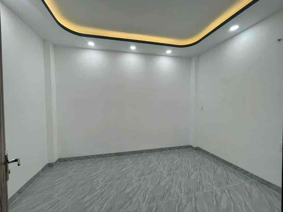 Bán nhanh căn nhà để qua mỹ giá 990tr 40m2 Lê Văn Lương quận 7, Shr, HXH