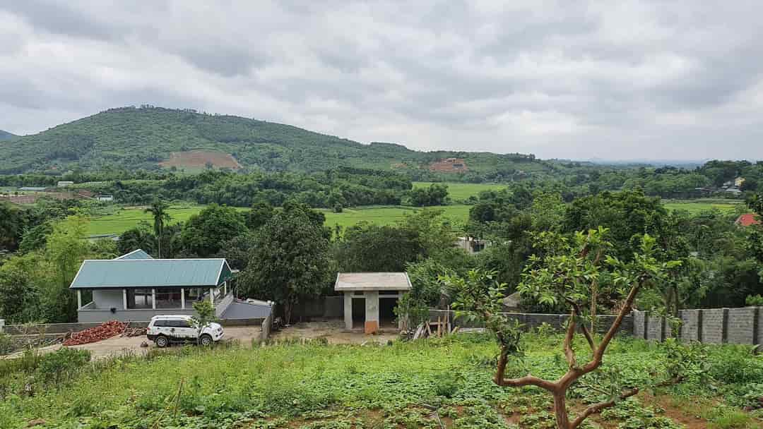 Chính chủ bán 2656m2 giá 8 tỷ, tại Đồng Bồ, Đồng Bèn, xã Đông Xuân, huyện Quốc Oai, Hà Nội