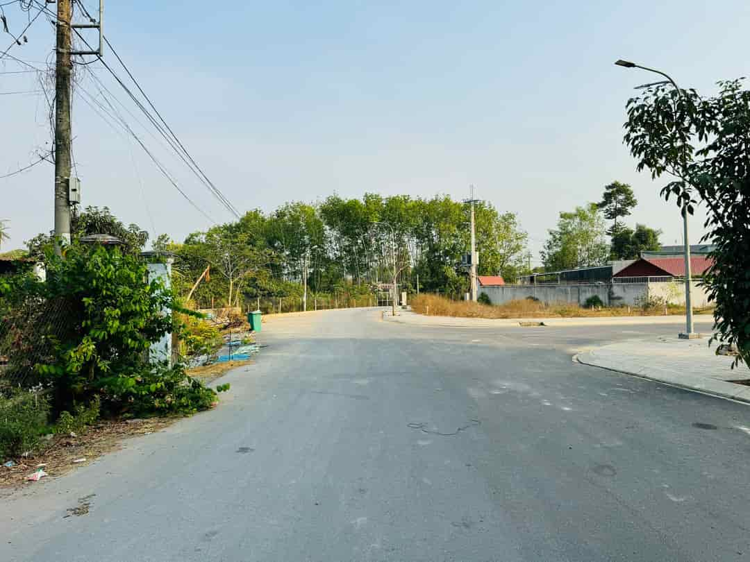 Bán rẻ 100m2 đất ở mặt tiền đường 12m An Hạ giá 2.2 tỷ TL, Phạm Văn Hai, Bình Chánh