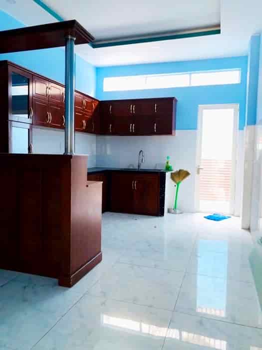 Mặt tiền Lương Văn Can 5 tầng thang máy 80m2 chủ tự xây chỉ 8 tỷ 9