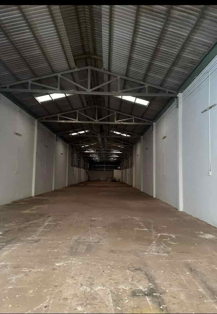 Bán xưởng 500m2 mặt tiền Phạm Văn Sáng, Hóc Môn