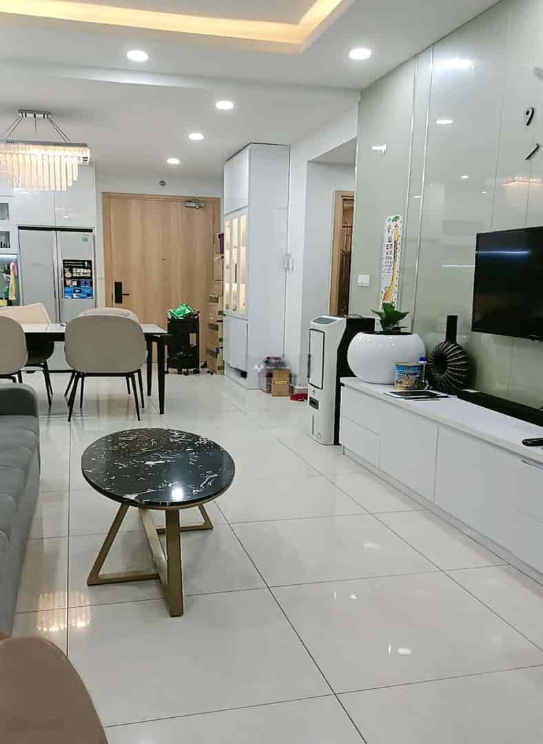 Chủ nhà ngộp bank bán nhanh căn Emerald Celadon City, 63m2, 2PN, full NT, giá 3.14 tỷ