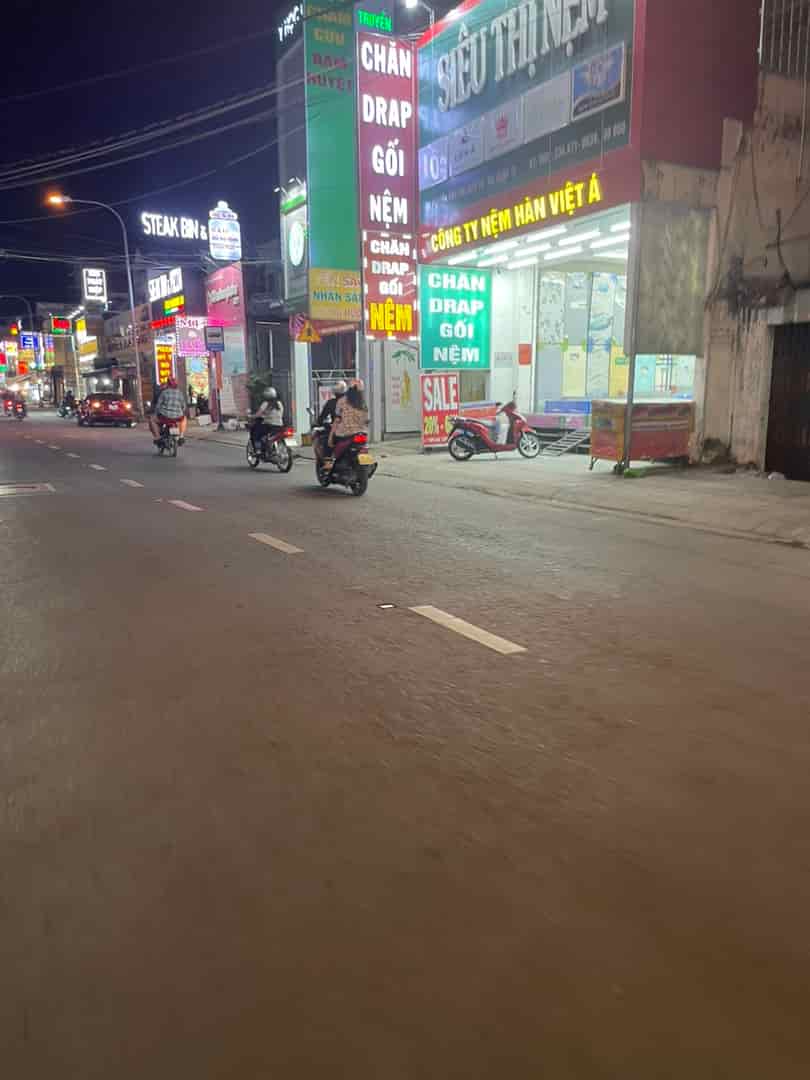 Vị trí siêu đường Nguyễn Ảnh Thủ 9x39m, giá 30 tỷ TL kinh doanh đa ngành.
