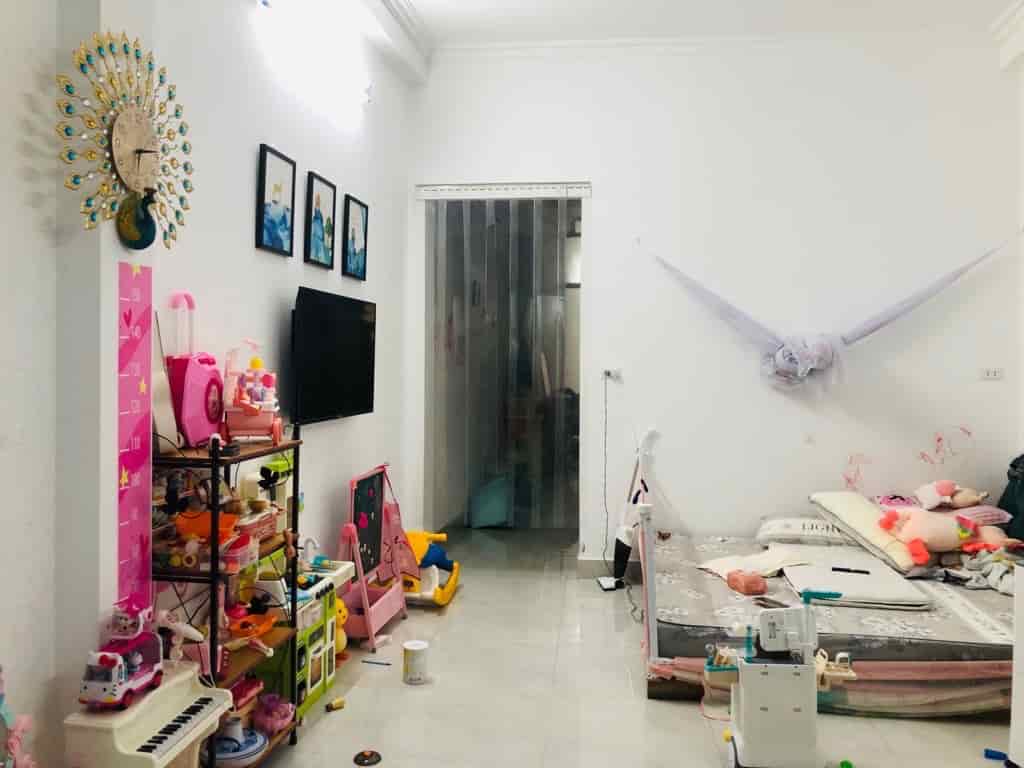 Xuân La Xuân Đỉnh, 80m2, giá 5.8 tỷ, 20m ra phố, ngõ thông, nhà 2 tầng, sổ vuông