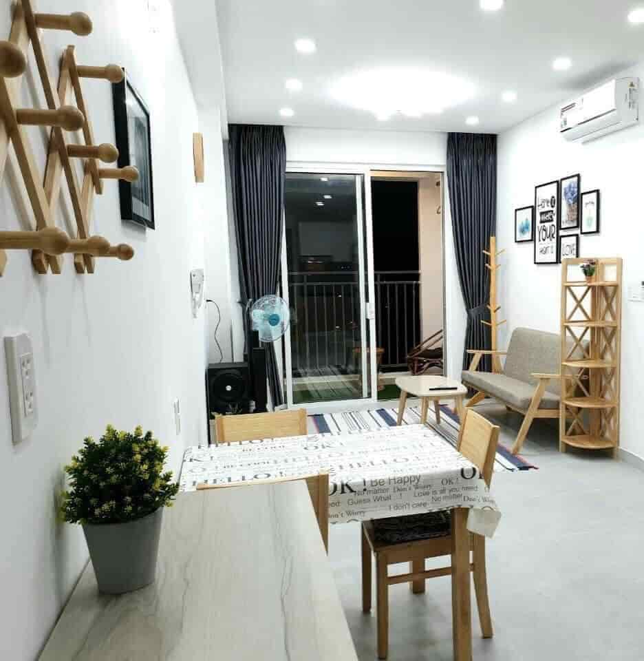 Bán ngộp căn hộ Richstar Quận Tân Phú, DT: 60m2, 2PN, 1WC, ban công thoáng mát giá 1.4 tỷ