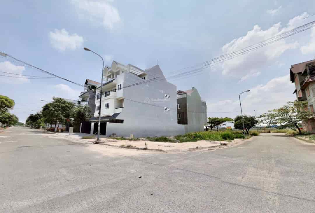 Bán đất chính chủ 80m2 tại Cao Lỗ, P4, Q8, gần trường DH Sài Gòn, giá 1 tỷ 900 có sổ riêng, hẻm 8m, xây tự do