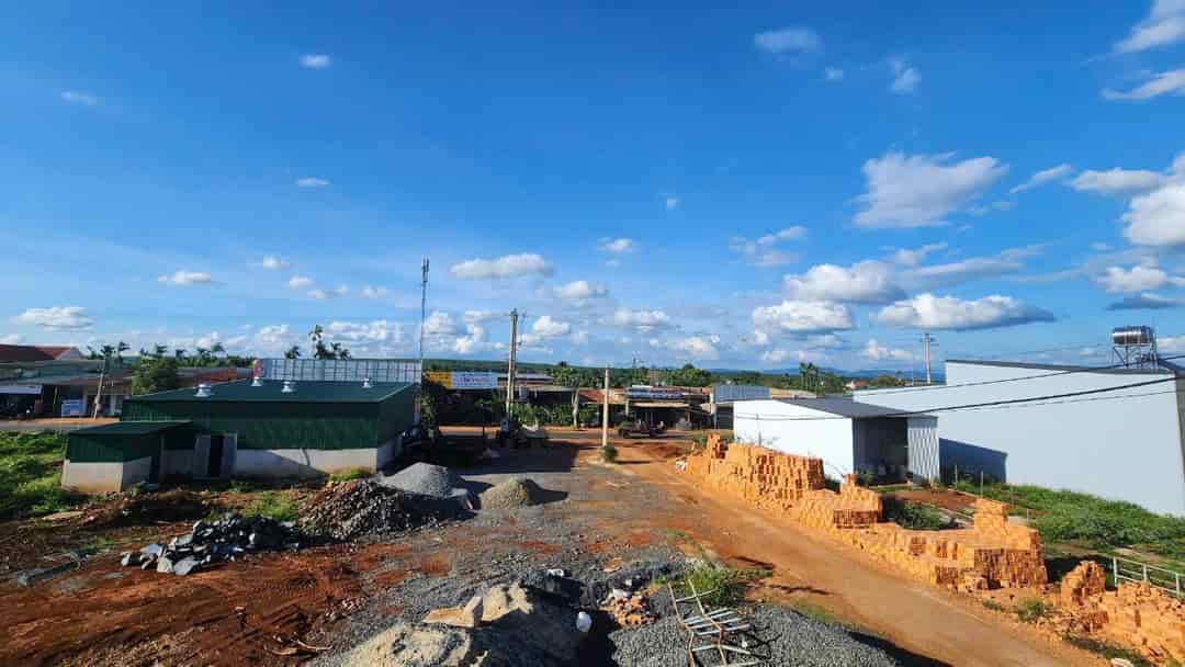 Cần bán đất sổ hồng giao sổ liền tay kdc Phú Lộc, Đắk Lắk, giá 5.5 triệu/m2