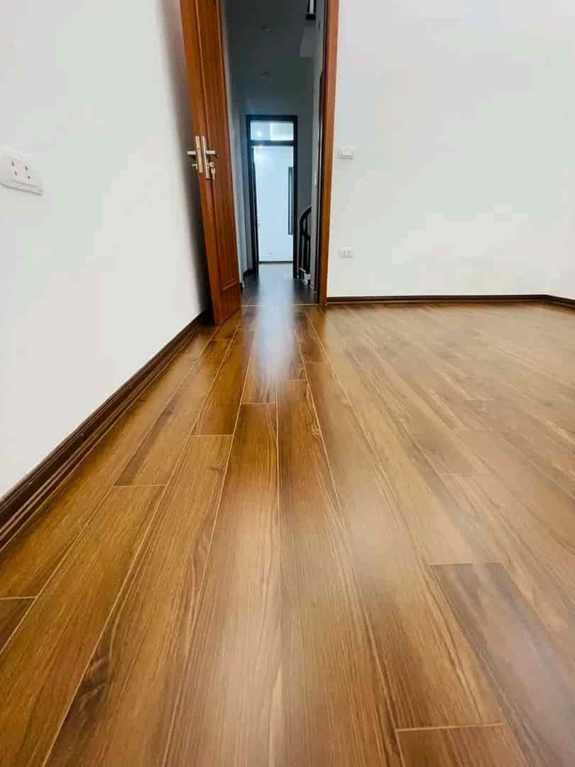 Bán nhà Hoàng Văn Thái, ngõ nông, 45m2, 8 tỷ 5