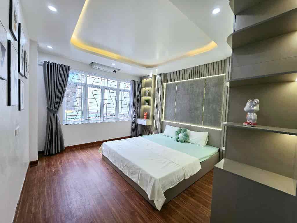 Lê Trọng Tấn, Thanh Xuân, 52m2, 6 ngủ, ô tô đỗ cửa