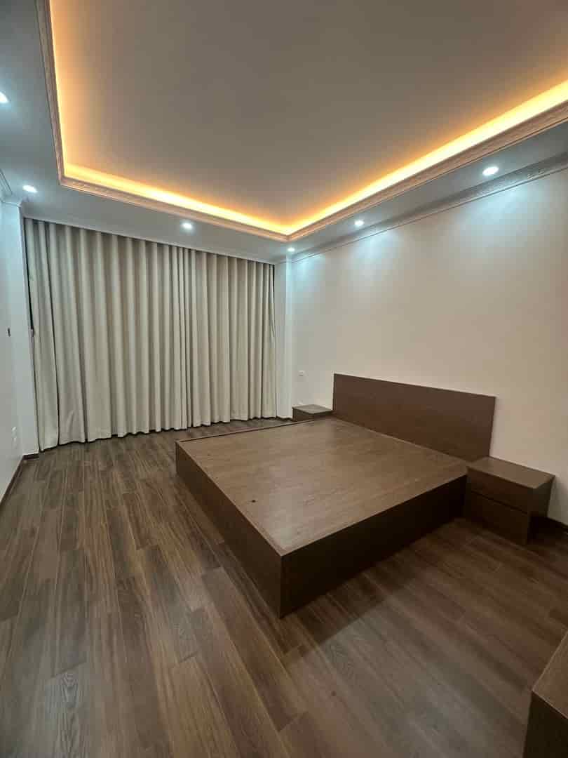 bán nhà gần đhqghn, 31m2, 5t, đương trước nhà ba gác, gần phố, nhà mới đẹp ở ngay, 6 tỷ