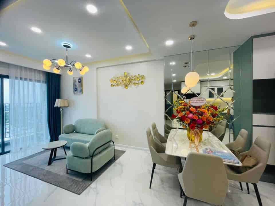 Chính chủ cần bán căn hộ chung cư Carillon5 quận Tân Phú, dt 71m2, 2pn, 2wc, giá 1 tỷ 980, đã có sổ