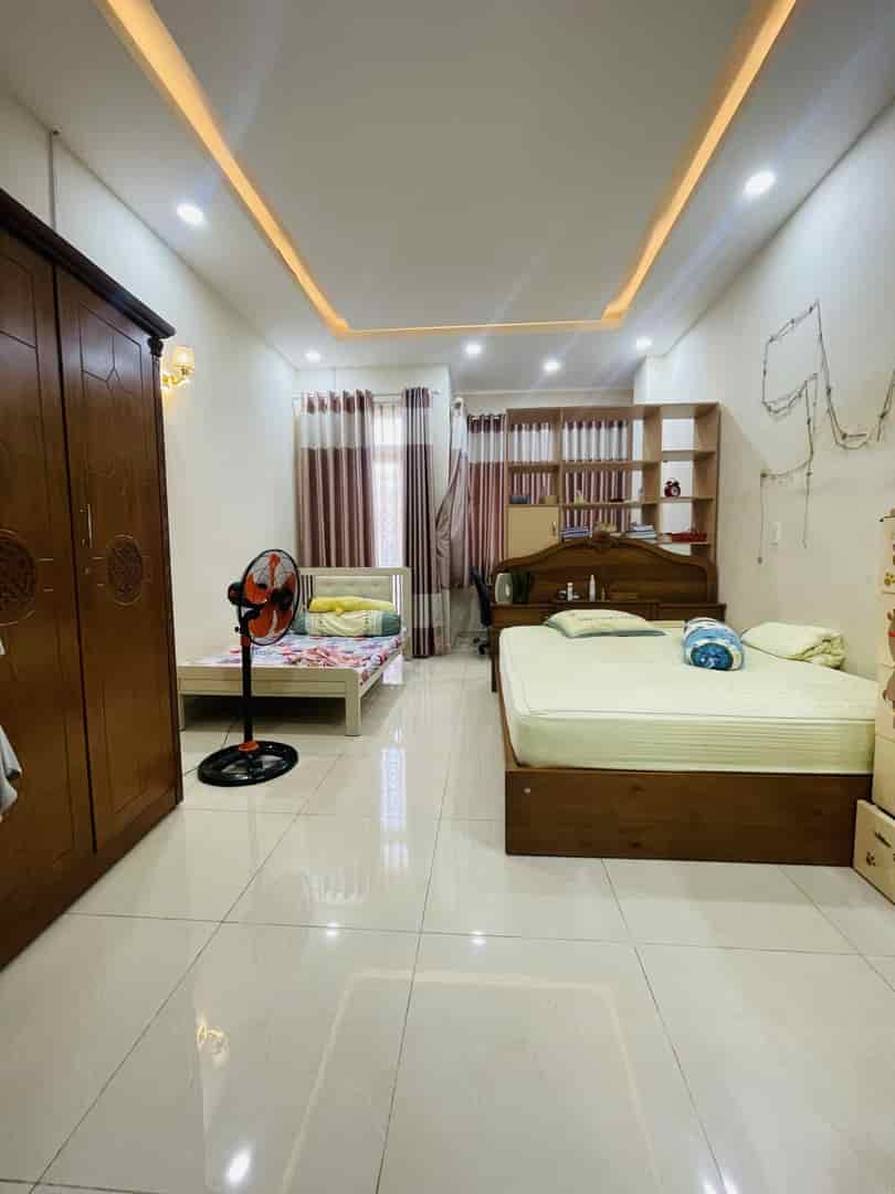 Bán nhà Ba Vân, khu vip Bàu Cát Tân Bình 40m2, 44x10, 4 tầng ô tô đậu cửa nhỉnh 8 tỷ