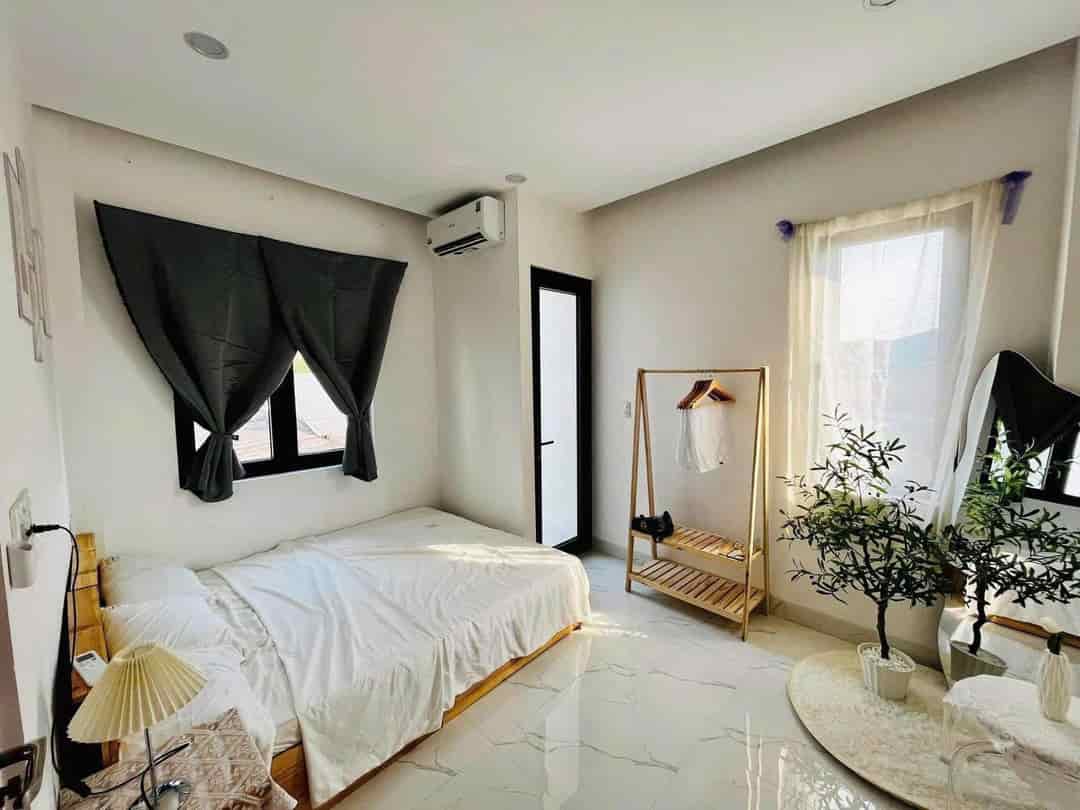 Cơ hội sở hữu nhà 3 tầng view đẹp, kinh doanh sầm uất tại Huế, giá chỉ 2 tỷ 350