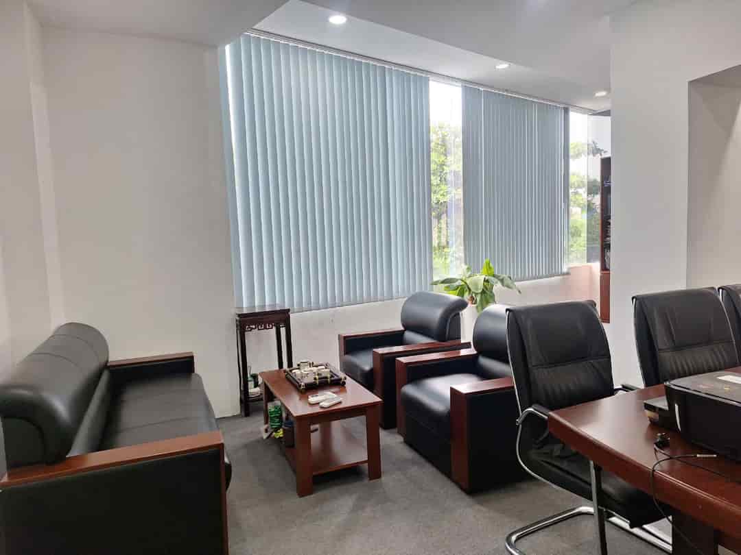 Cho thuê văn phòng 60m2, 90m2 full nội thất tại Tân Bình