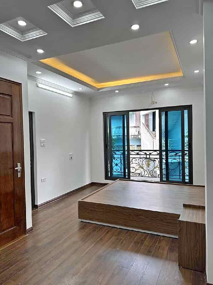 Lê trọng Tấn Thanh Xuân, vòng hậu nở, 50m, hơn 8 tỷ