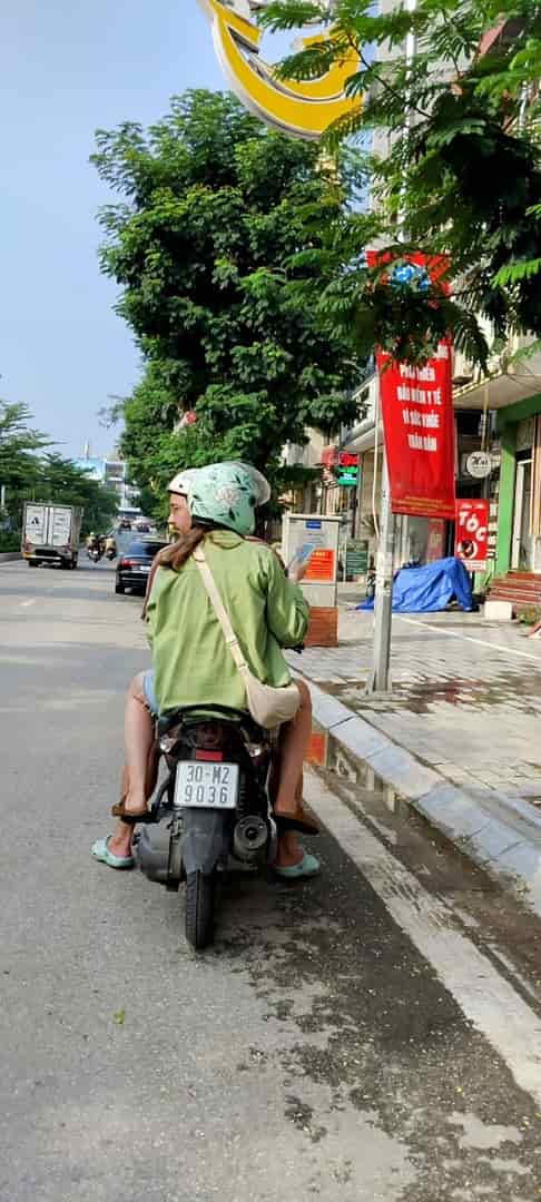 Bán 205m2 đất tặng ngay nhà mặt ngõ Trích Sài, Lạc Long Quân, 2 mặt thoáng