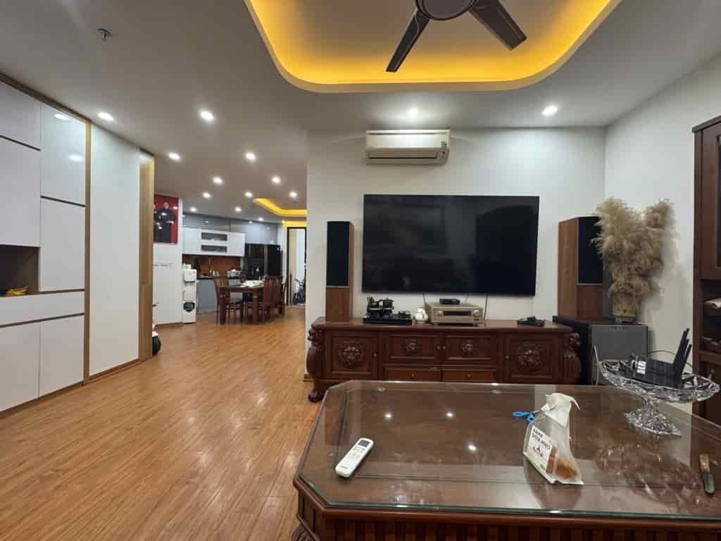 Chung cư Tây Hà Tower 19 Tố Hữu, 126m2, 3pn, 2vs giá 7 tỷ 250