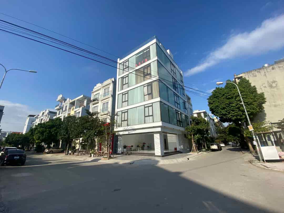 Cho thuê mặt bằng 120m2 tầng 1 sau Lê Hồng Phong giá chỉ 5 triệu
