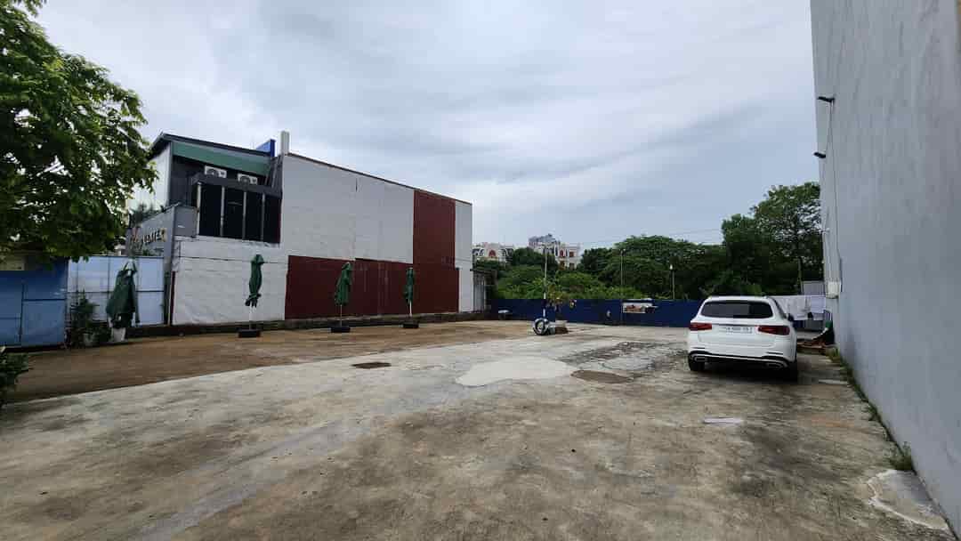 Cho thuê đất 190m2 tại Lê Hồng Phong, giá chỉ 10 triệu