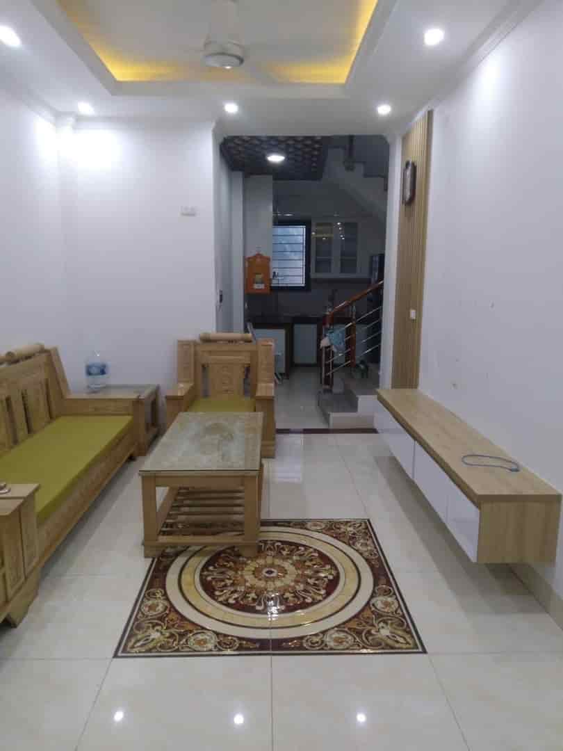 Bán nhà phố Ngọc Hà 5T, 30m2, gần ô tô, ngõ thông, ở ngay, chỉ 6 tỷ