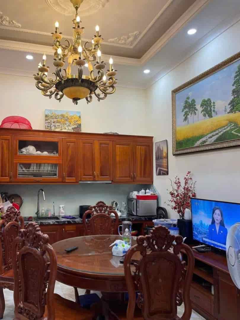 Bán phân Lô Văn Cao 4t, 40m2, mt 8m, ôtô, ngõ thông, kinh doanh đỉnh, chỉ 12 tỷ