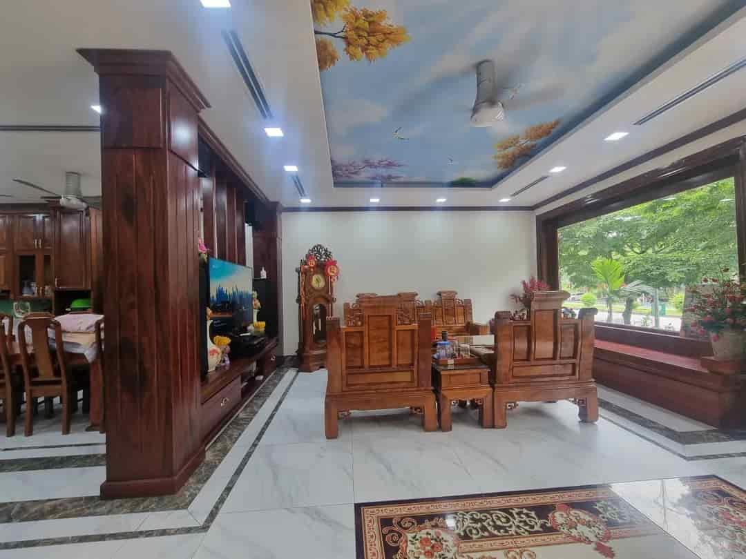 Siêu phẩm LK kinh doanh TP Giao lưu, Bắc Từ Liêm, thang máy, 120 m2, 7 tầng, gần 50 tỷ