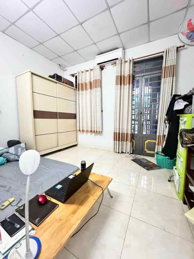 Bán nhà đẹp 2 tầng, đường số 14, ngay Lê Văn Quới, vào ở ngay, 32m2, giá 3 tỷ, khu dân trí cao