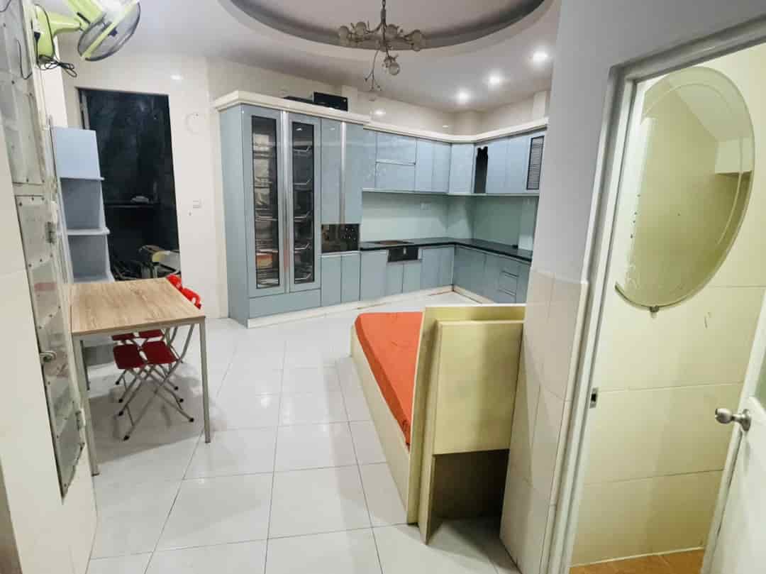 Bán nhà hxh Nguyễn Công Hoan, 63m2, nở hậu, Phú Nhuận