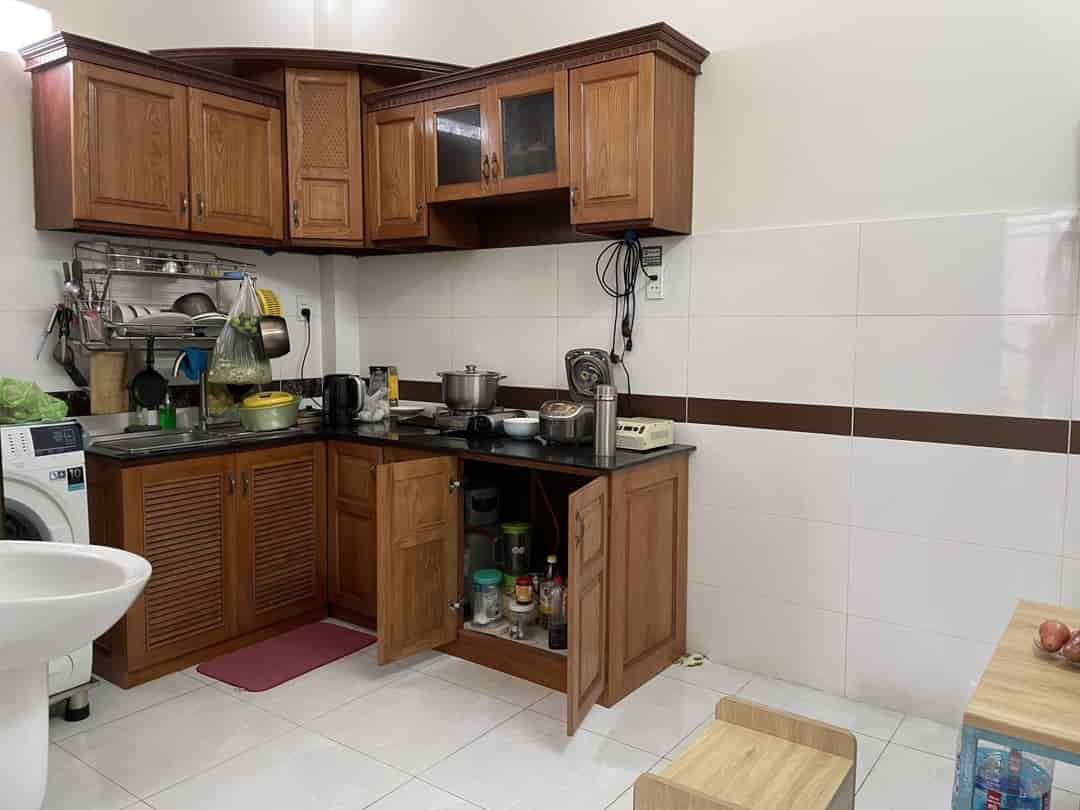 Ô tô tận cửa, 36m2 nhà 2 tầng, hoàn công, 2PN khu Hà Huy Giáp