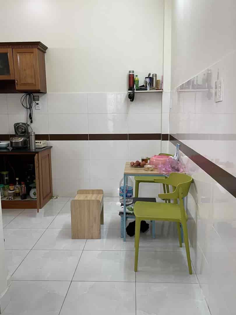 Ô tô tận cửa, 36m2 nhà 2 tầng, hoàn công, 2PN khu Hà Huy Giáp