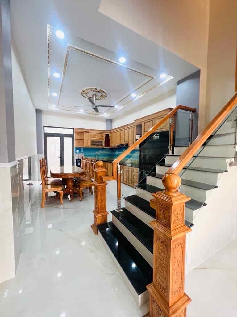 NHÀ ĐẸP KHU PHÂN LÔ VIP TÔ HIỆU - HÒA BÌNH, 70M2, 4 TẦNG, FULL NỘI THẤTGIÁ 9.X TỶ