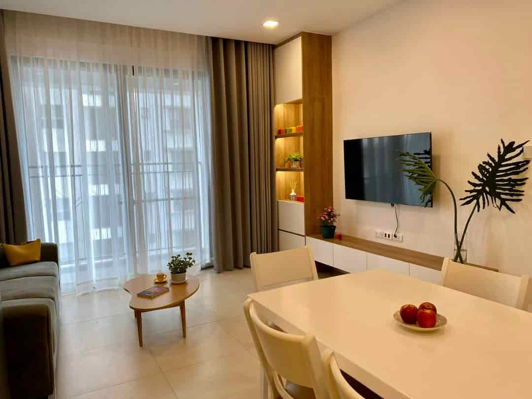 Chính chủ cần bán căn hộ Saigon South Residences Nhà Bè DT 75m2, 2PN, 2WC, full nội thất, 1 tỷ 420