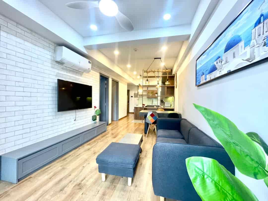 Chính chủ cần bán gấp căn hộ Saigon South Residences Nhà Bè DT 75m2, 2PN, 2WC, full nội thất cao cấp, 1 tỷ 550