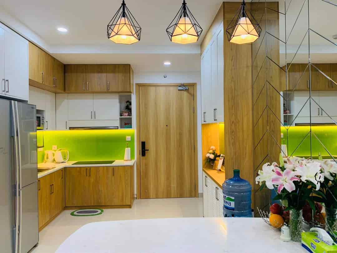 Chính chủ cần bán căn hộ ResGreen Tower, Tân Phú, DT 62m2, 2PN, 2WC, full nội thất, 1 tỷ 550